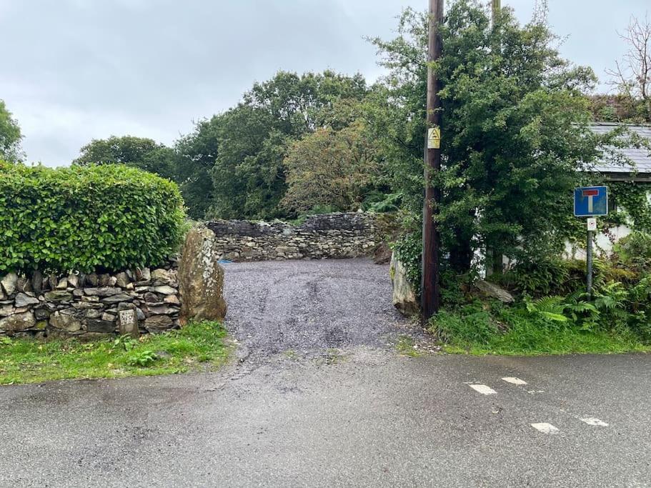 Bryn Rhedyn Cottage Cwm-y-glo Εξωτερικό φωτογραφία